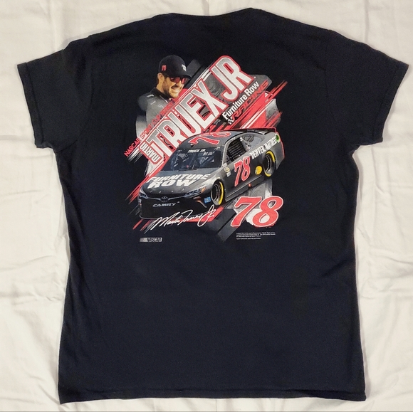 Nascar Martin Truex Jr Racing T-shirt, ladies size XL - Picture 1 of 5